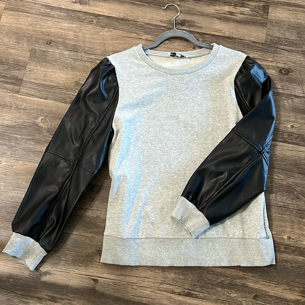 Crewneck Faux Leather Sleeve Large